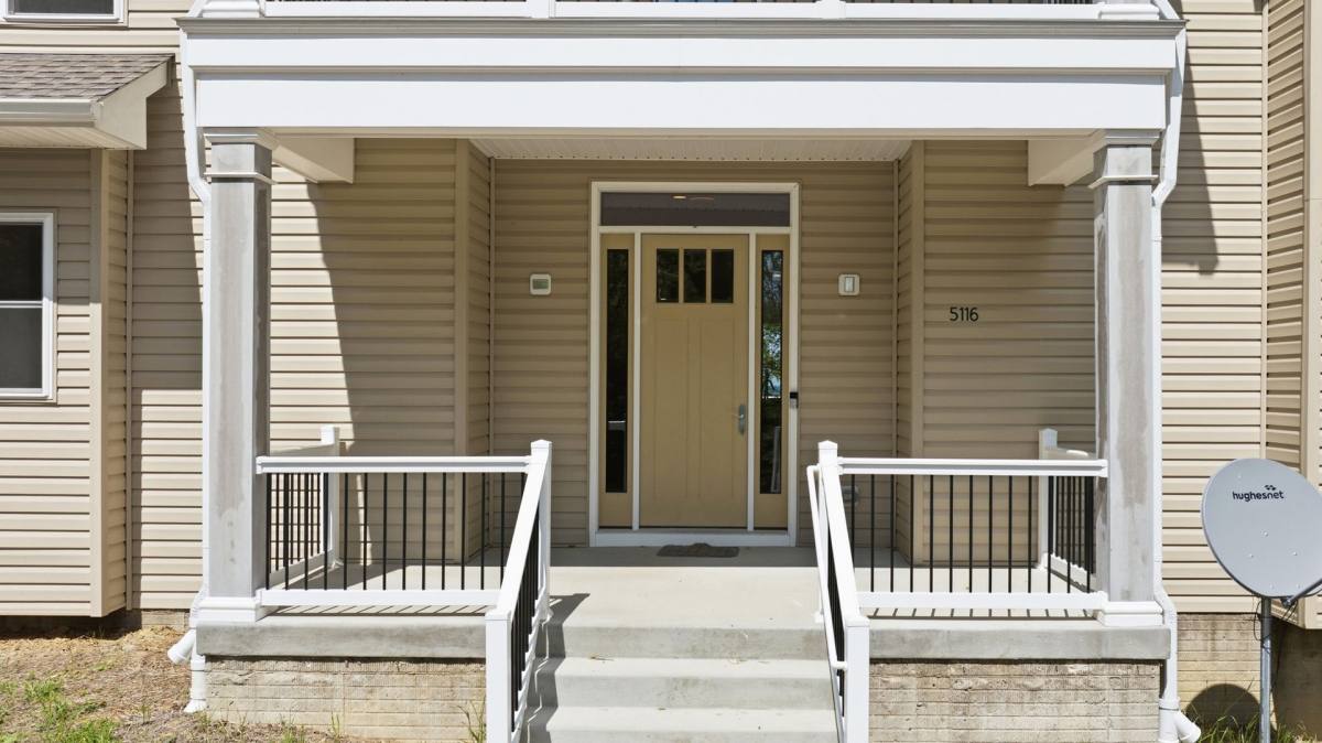 House for rent at 5116 Shore Dr, Huntingtown, MD 20639