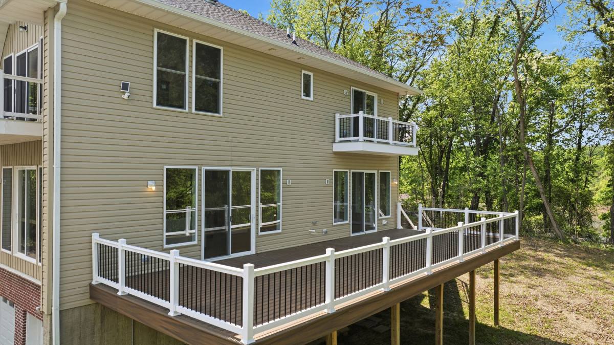 House for rent at 5116 Shore Dr, Huntingtown, MD 20639