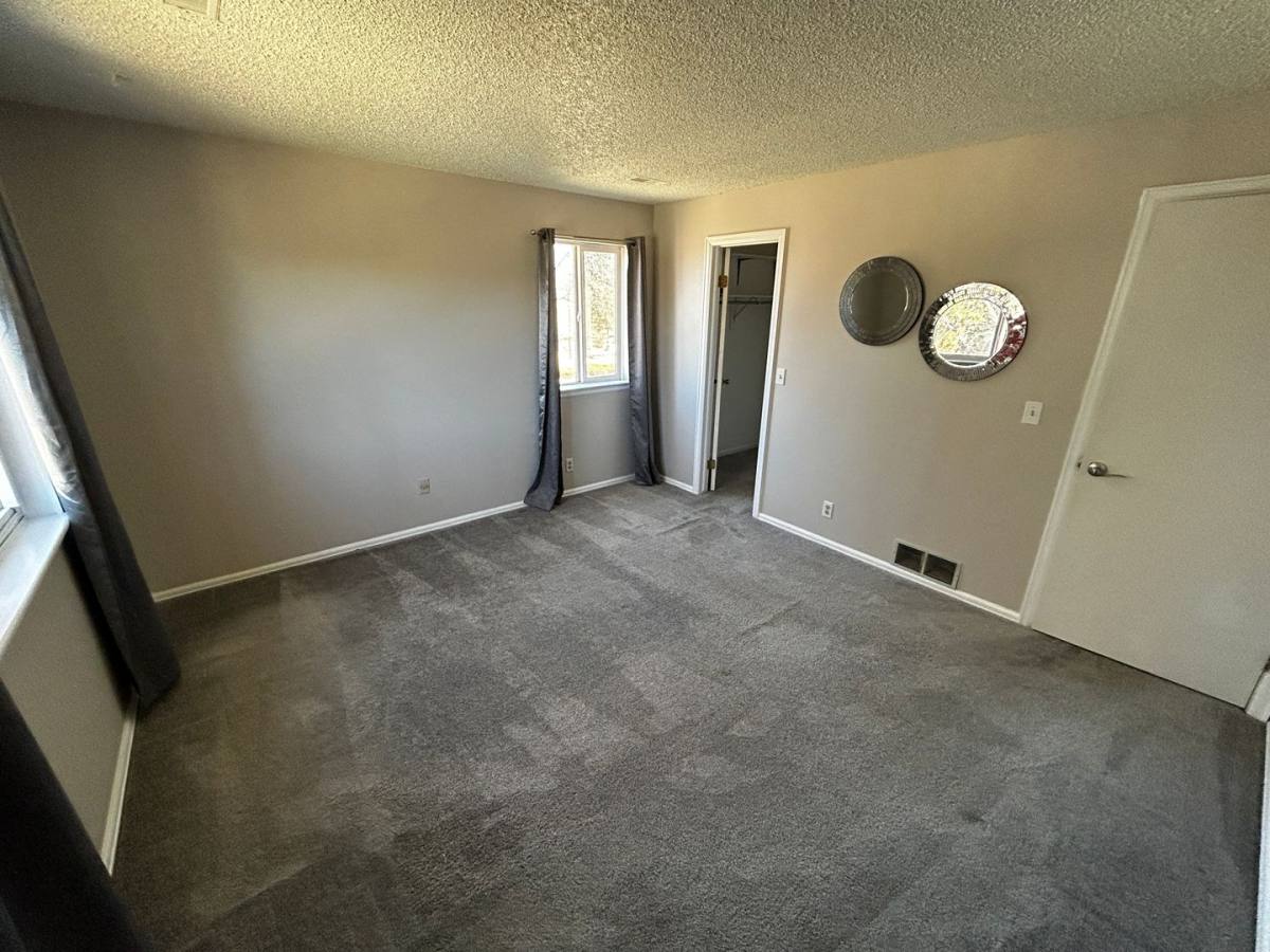 Condo for rent at 810 Tenderfoot Hill Rd, Colorado Springs, CO 80906