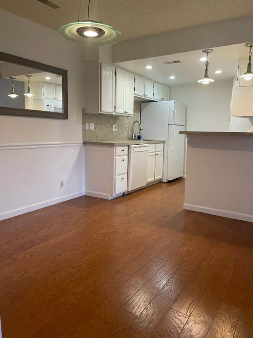 Condo for rent at 810 Tenderfoot Hill Rd, Colorado Springs, CO 80906