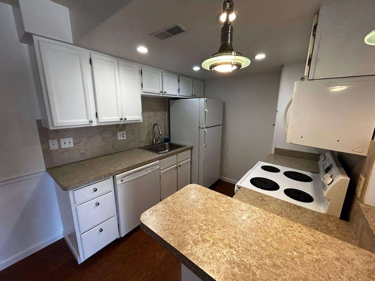 Condo for rent at 810 Tenderfoot Hill Rd, Colorado Springs, CO 80906