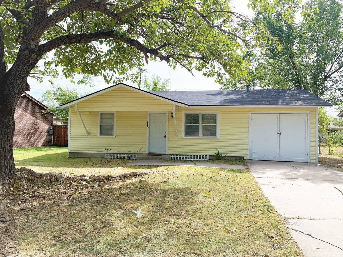 House for rent at 712 Juno Lane, Denton, TX 76209