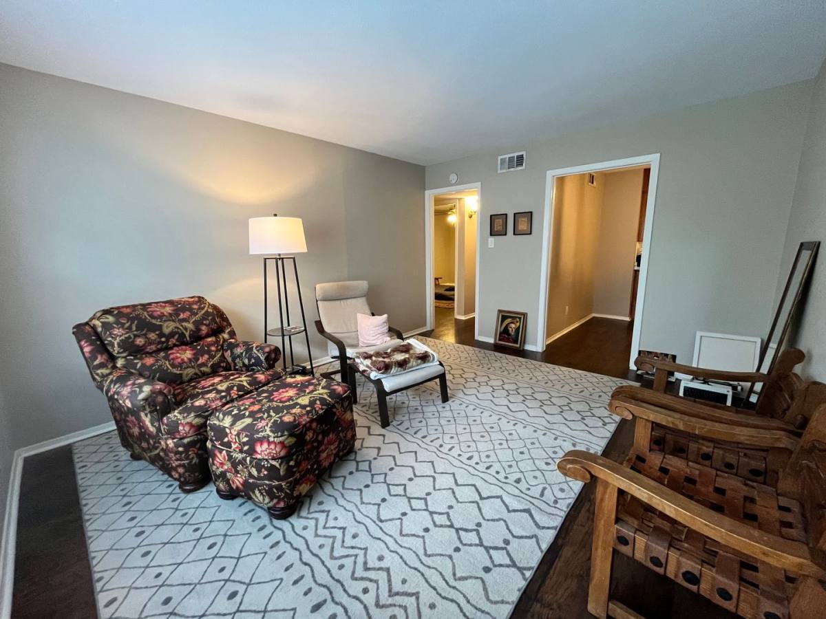 Apartment for rent at 1107 N Locust St, Denton, TX 76201