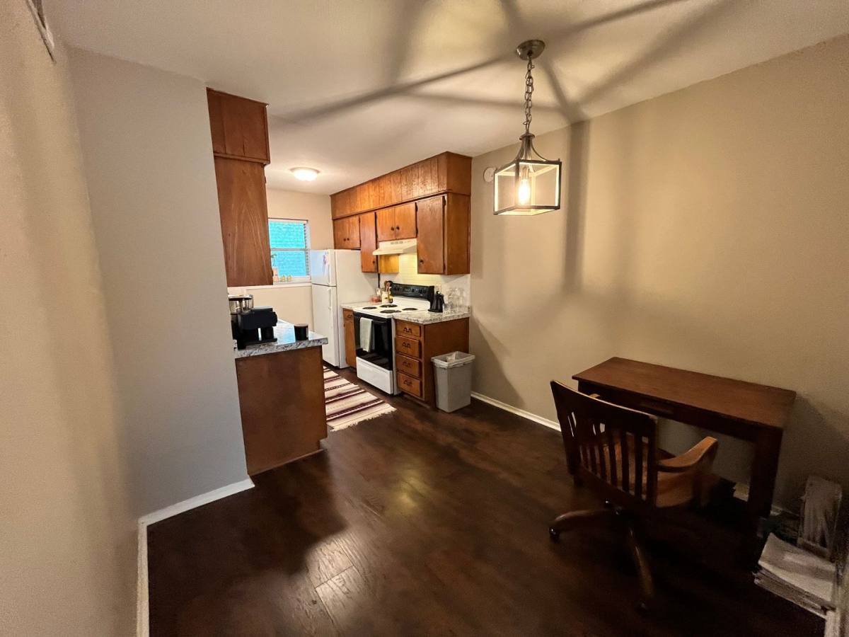 Apartment for rent at 1107 N Locust St, Denton, TX 76201