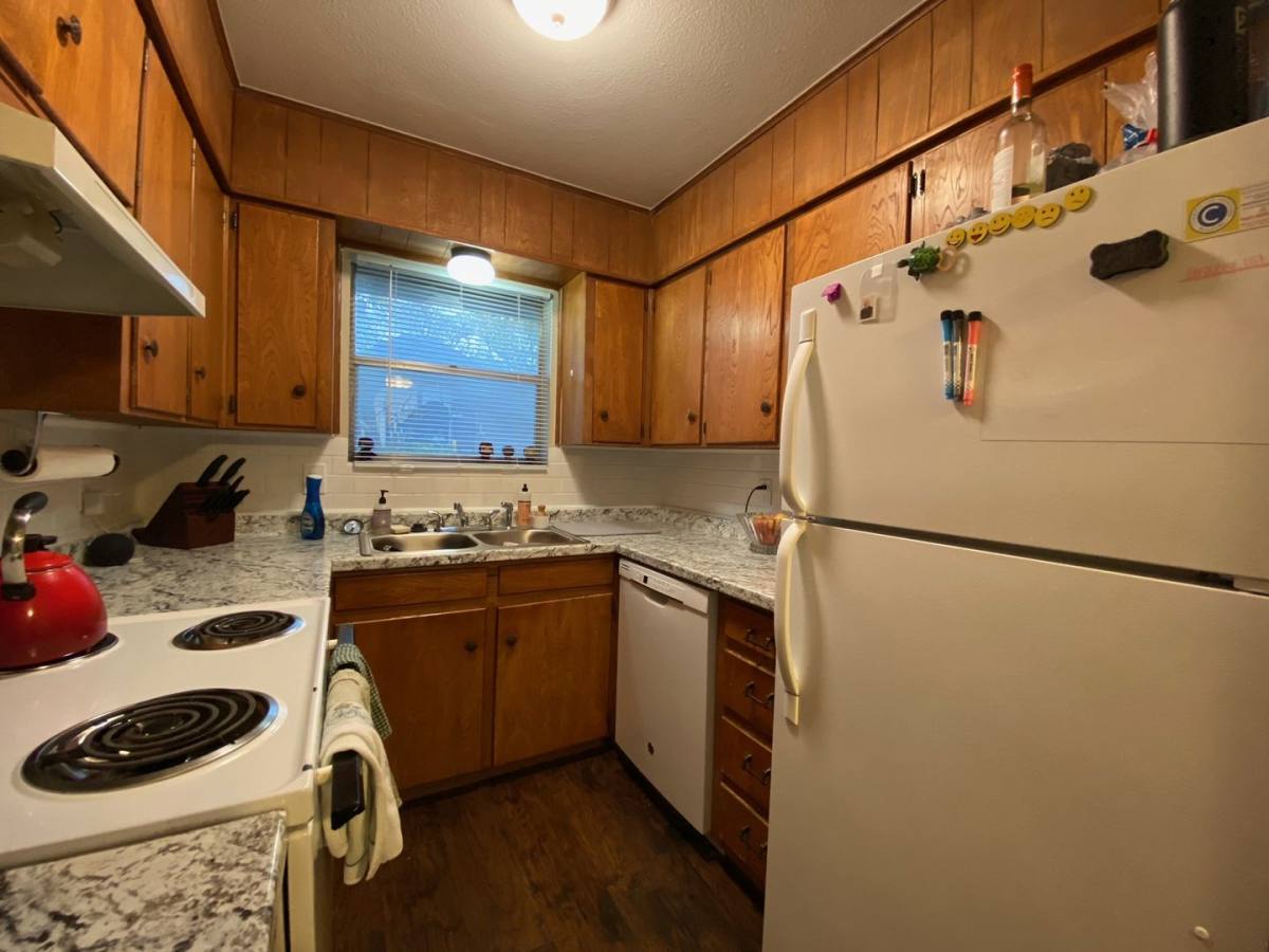 Apartment for rent at 1107 N Locust St, Denton, TX 76201