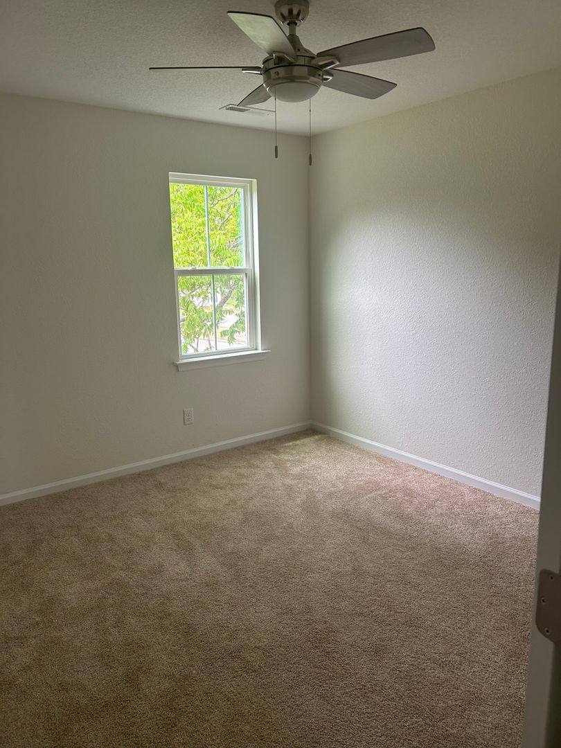 House for rent at 1103 Peartree Rd, Elizabeth City, NC 27909