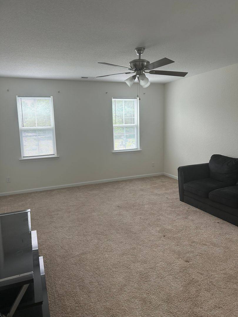 House for rent at 1103 Peartree Rd, Elizabeth City, NC 27909