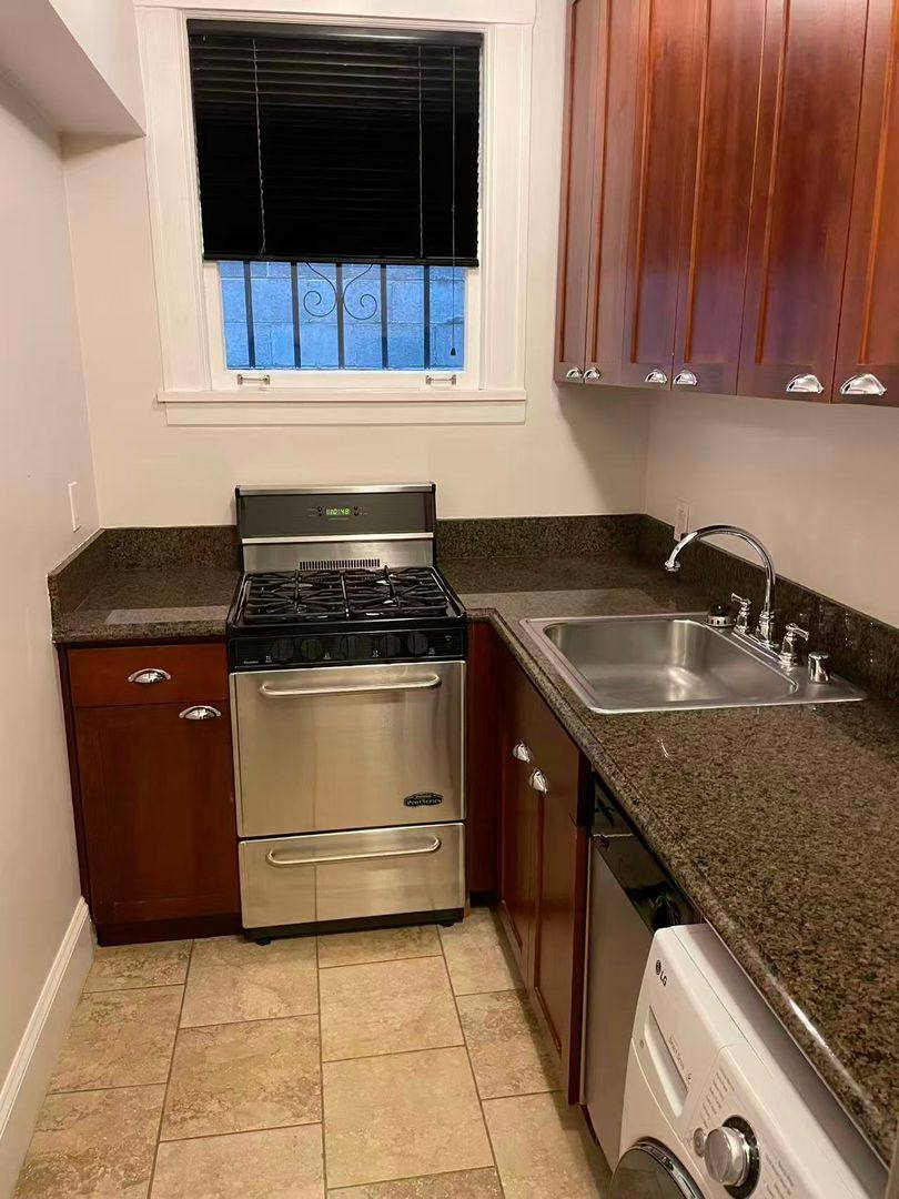 Apartment for rent at 2132 5th Ave, Seattle, WA 98121