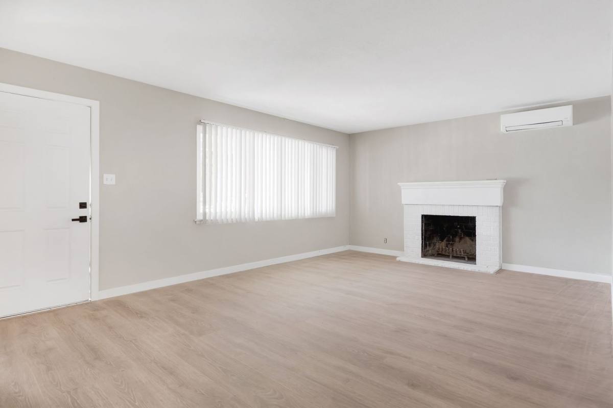 Apartment for rent at 611-613 Russell Blvd, Davis, CA 95616