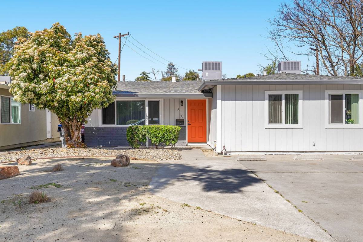 Apartment for rent at 611-613 Russell Blvd, Davis, CA 95616