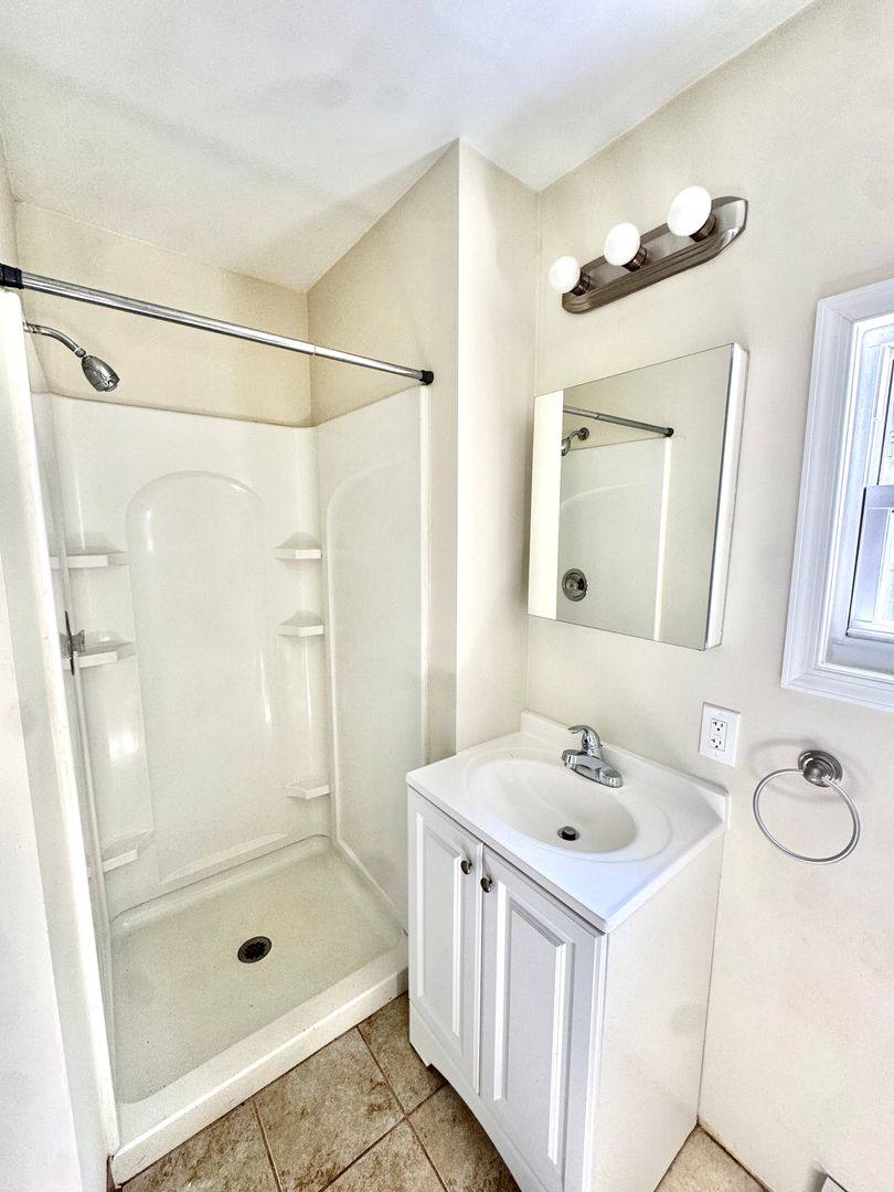 Apartment for rent at 21 W Main St, Macungie, PA 18062