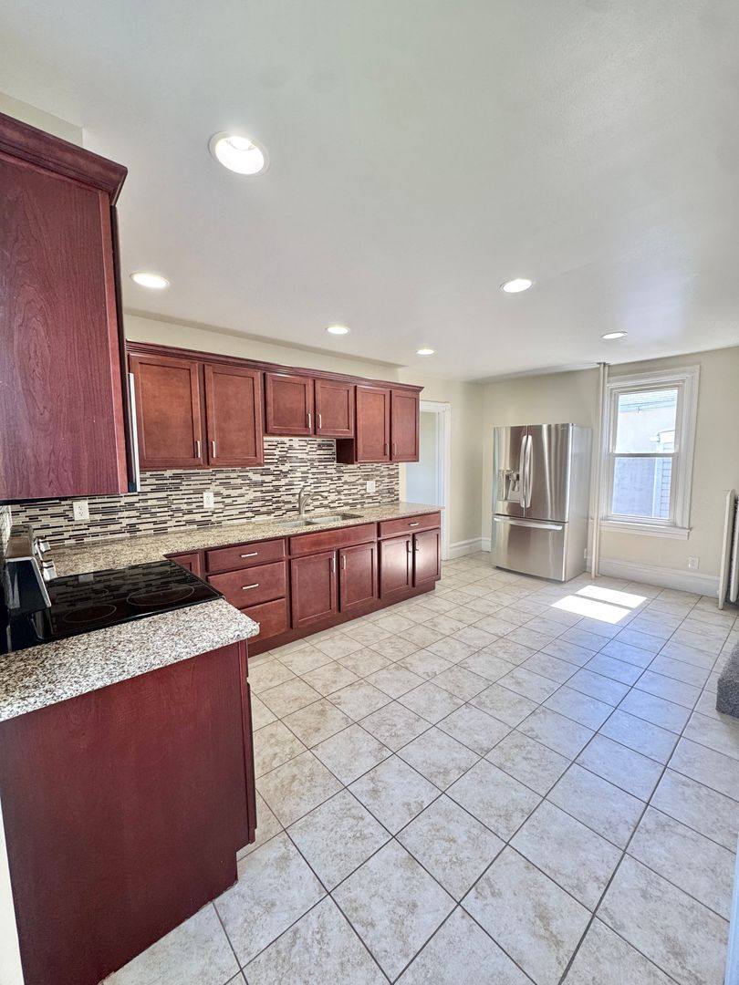 Apartment for rent at 21 W Main St, Macungie, PA 18062