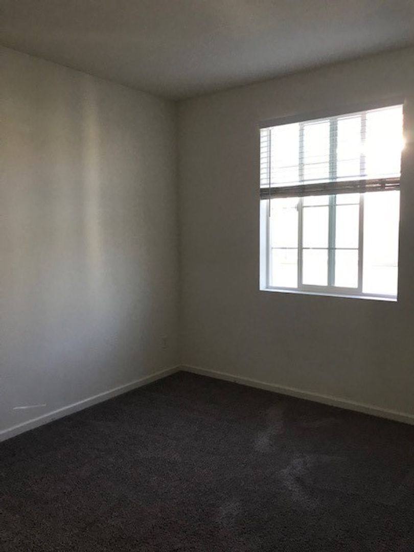 House for rent at 3828 Aircraft Way, Sacramento, CA 95834