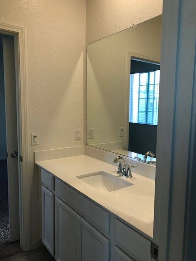 House for rent at 3828 Aircraft Way, Sacramento, CA 95834