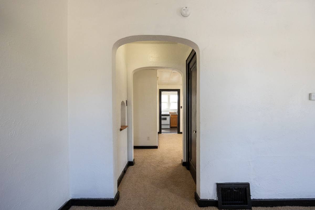 Apartment for rent at 223-225 W Trail St, Jackson, MI 49201
