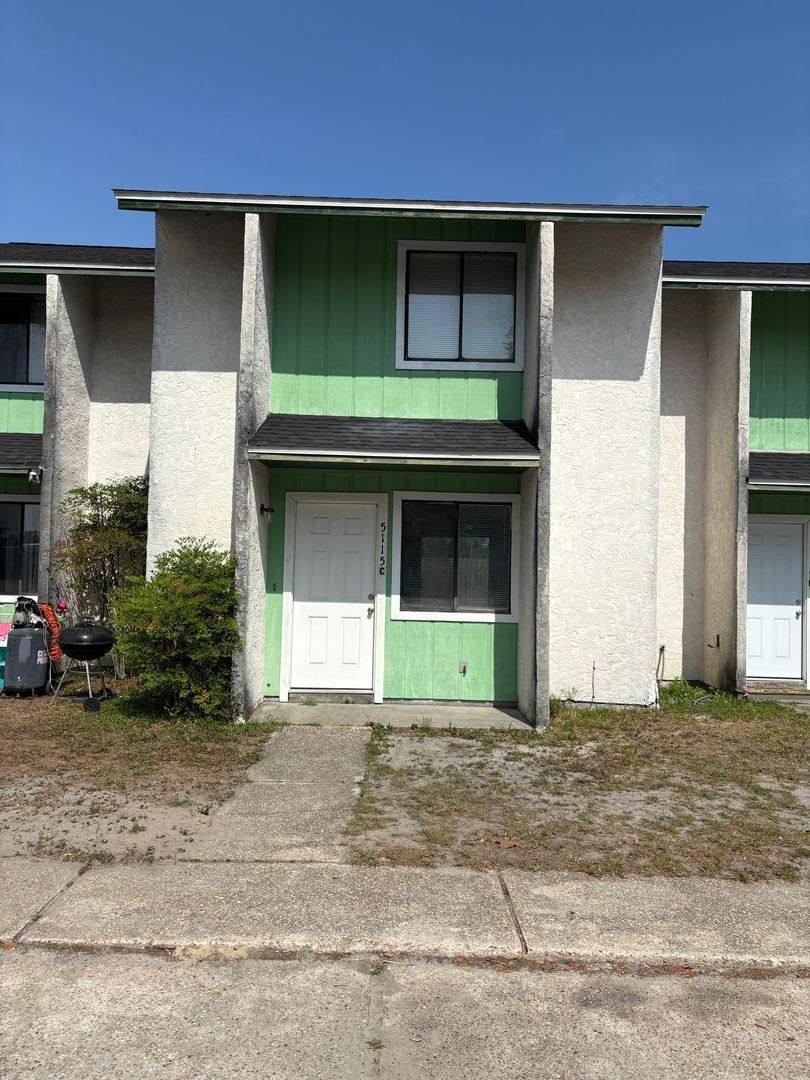 House for rent at 5115 E 10th St #C, Panama City, FL 32404