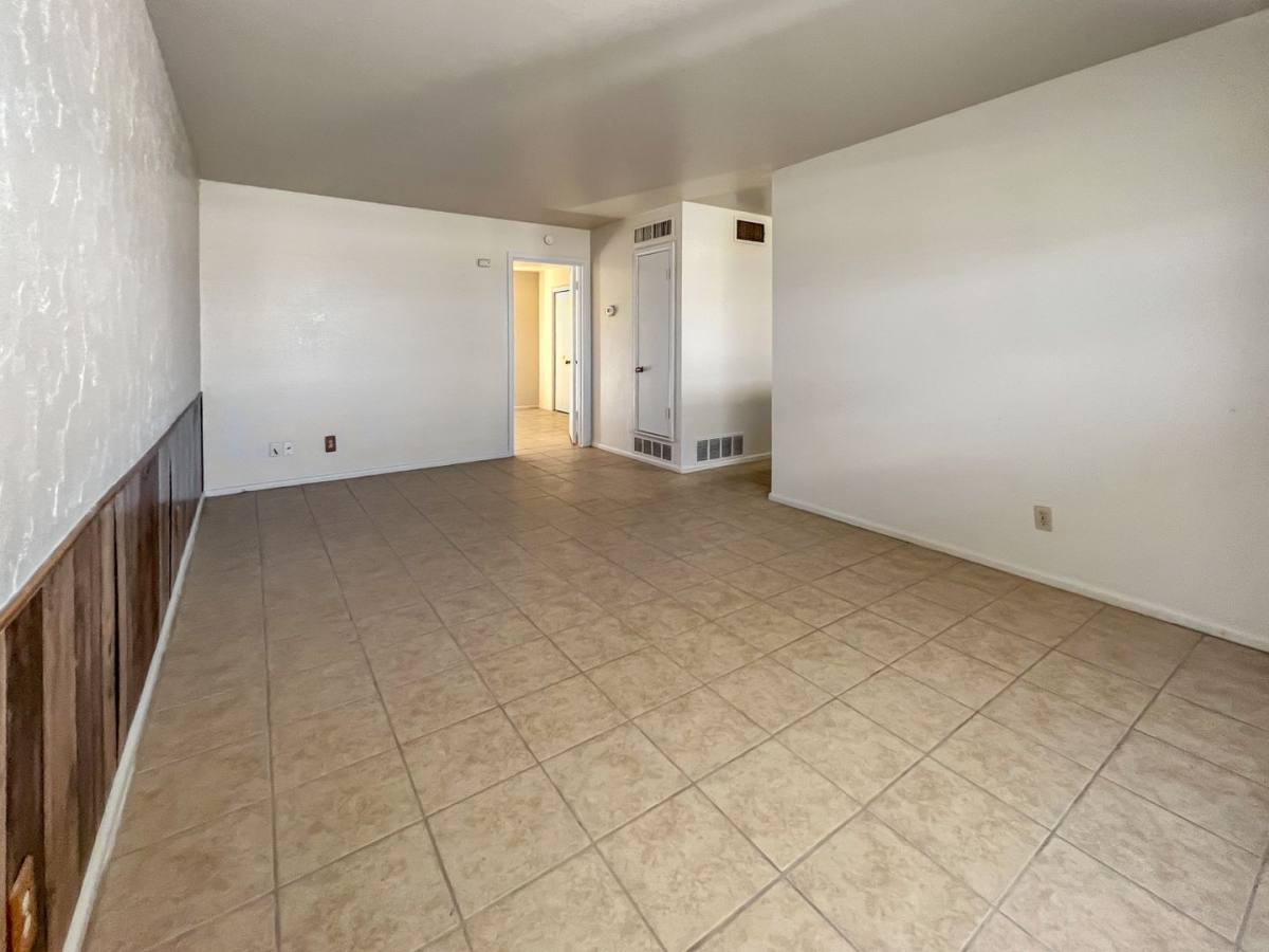 Apartment for rent at 901 E Michigan Dr, Hobbs, NM 88240