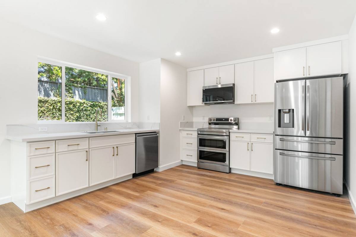 Apartment for rent at 1512 Durango Ave, Los Angeles, CA 90035
