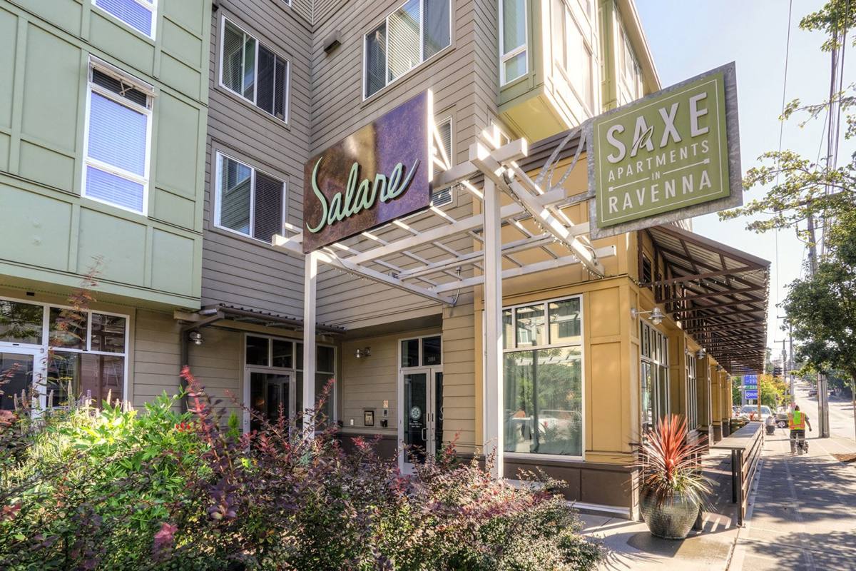 Apartment for rent at 2402 NE 65th St, Seattle, WA 98115
