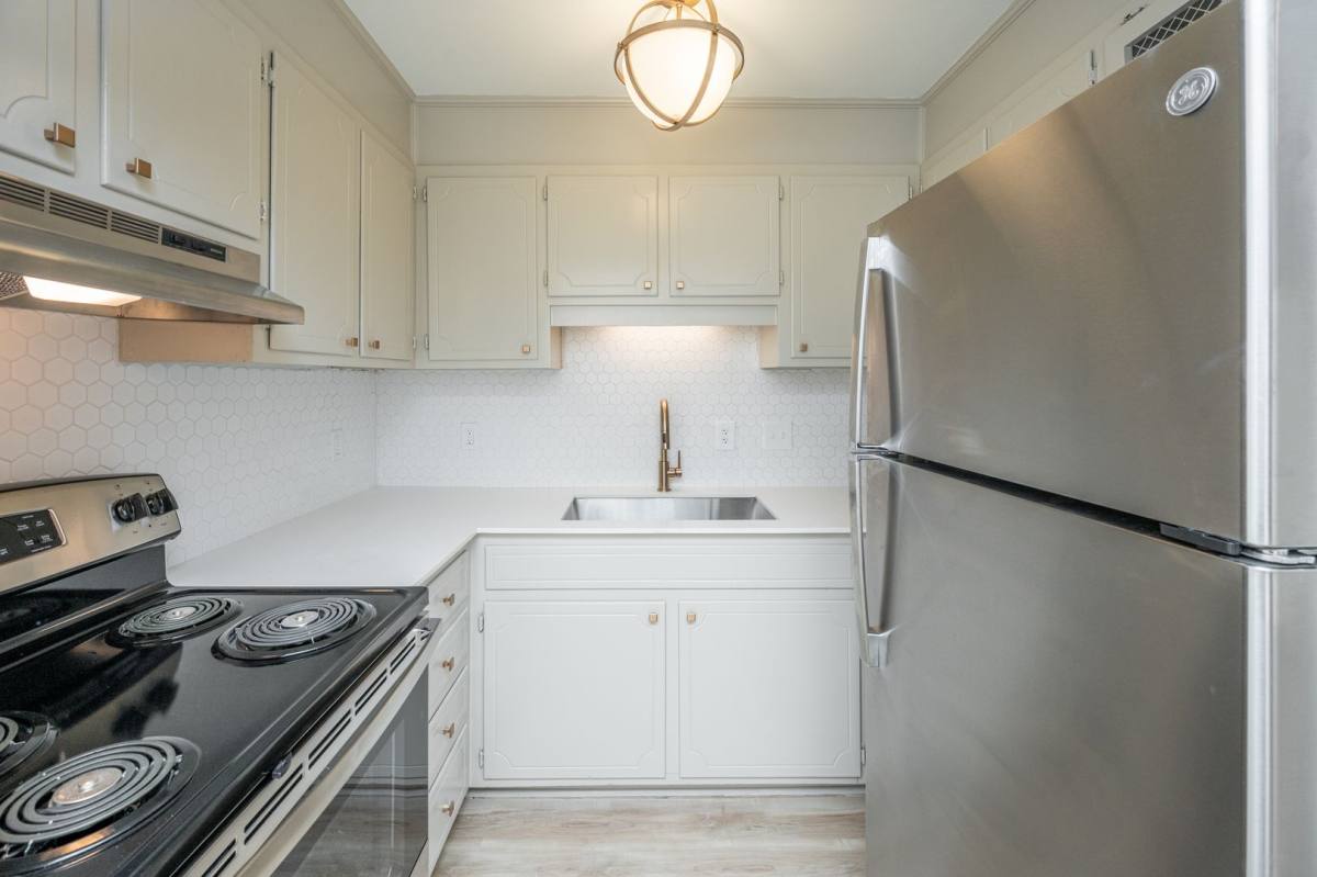 Apartment for rent at 1201 33rd St S, Birmingham, AL 35205