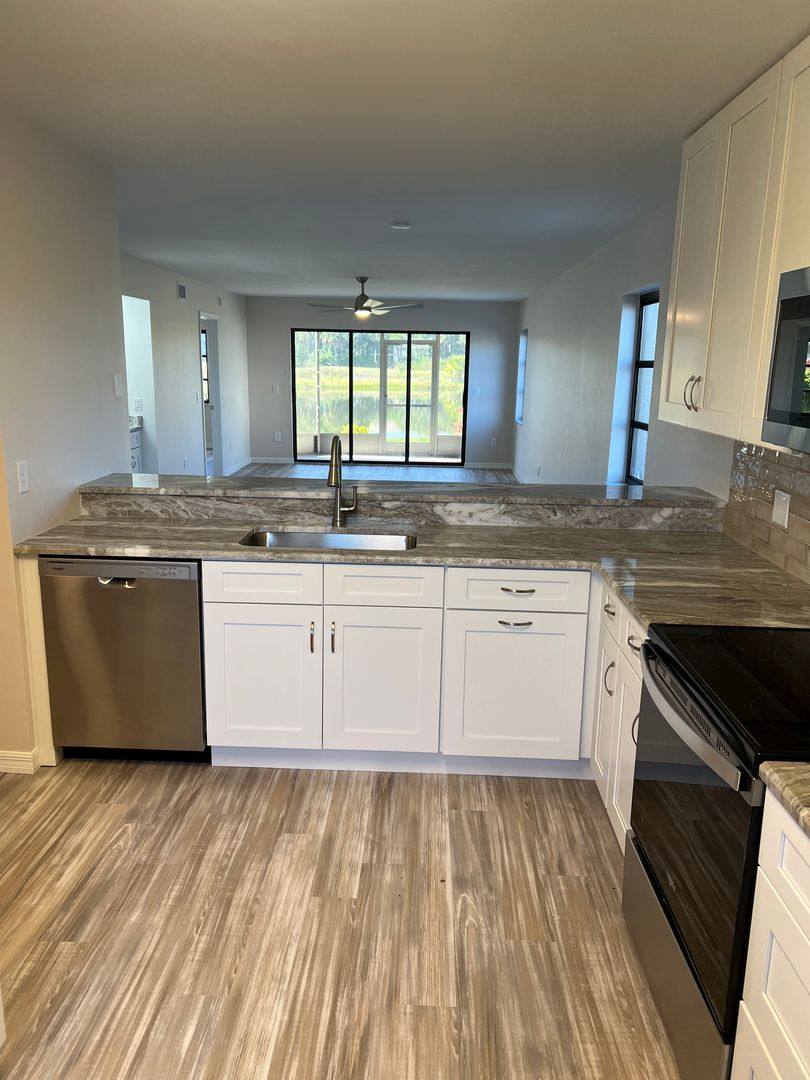 Apartment for rent at 175 Kings Hwy, Bldg #10, Punta Gorda, FL 33983
