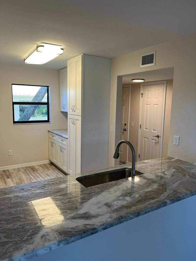 Apartment for rent at 175 Kings Hwy, Bldg #10, Punta Gorda, FL 33983