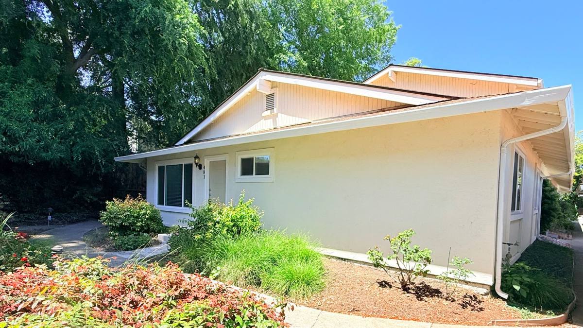 Townhouse for rent at 481 Carillo Court, San Ramon, CA 94583