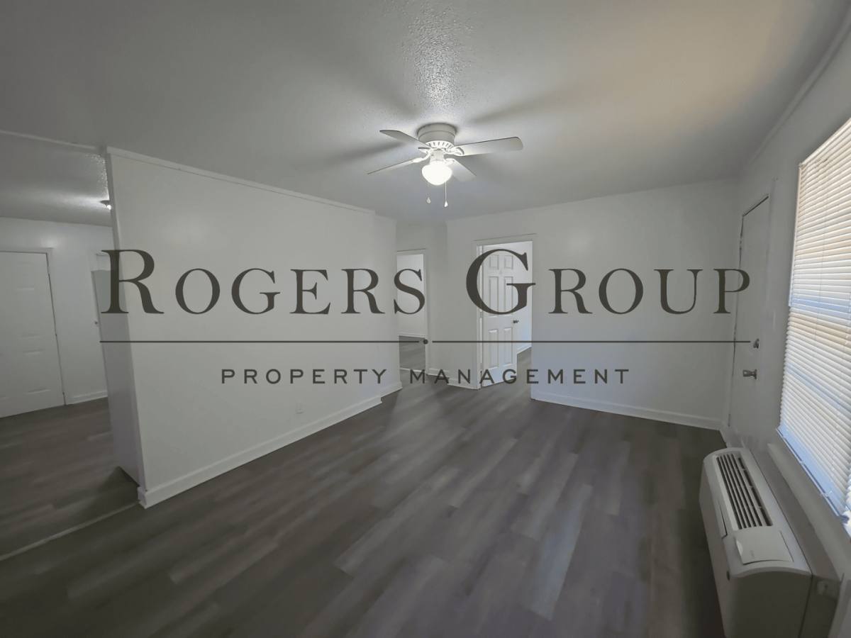 Apartment for rent at 992-994 Hughes St, Henderson, NC 27536