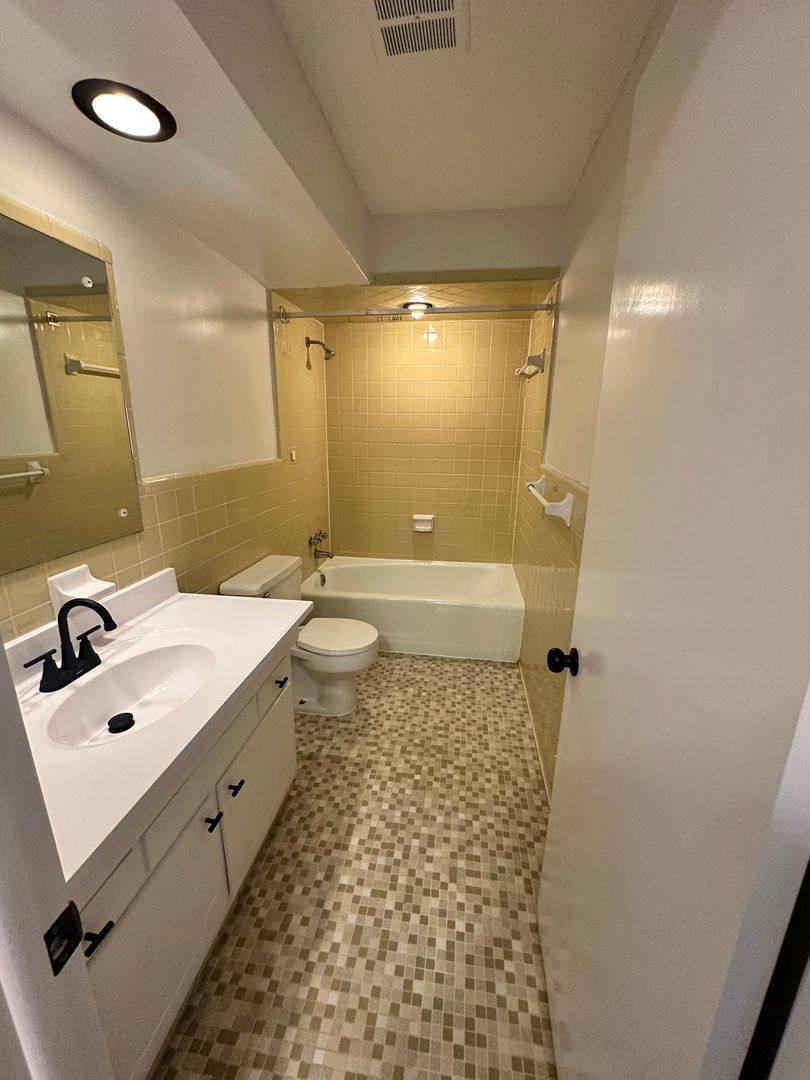 Townhouse for rent at 1520 Williams St, Valdosta, GA 31602