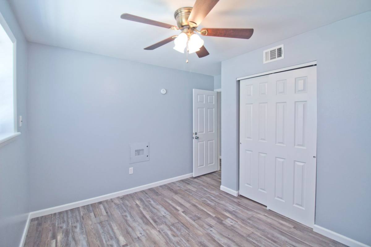 Apartment for rent at 400-424 W Union St, Edwardsville, IL 62025