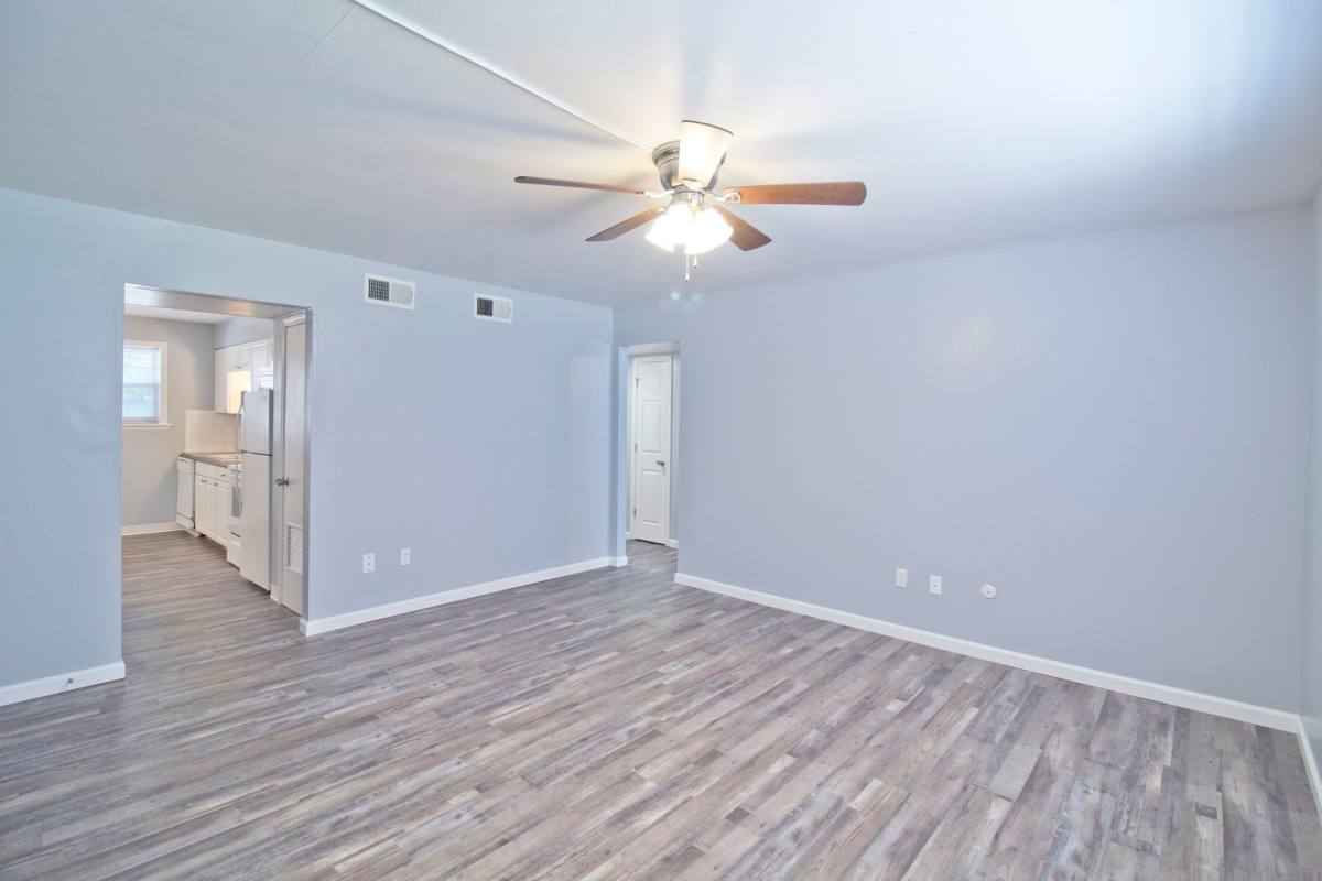 Apartment for rent at 400-424 W Union St, Edwardsville, IL 62025