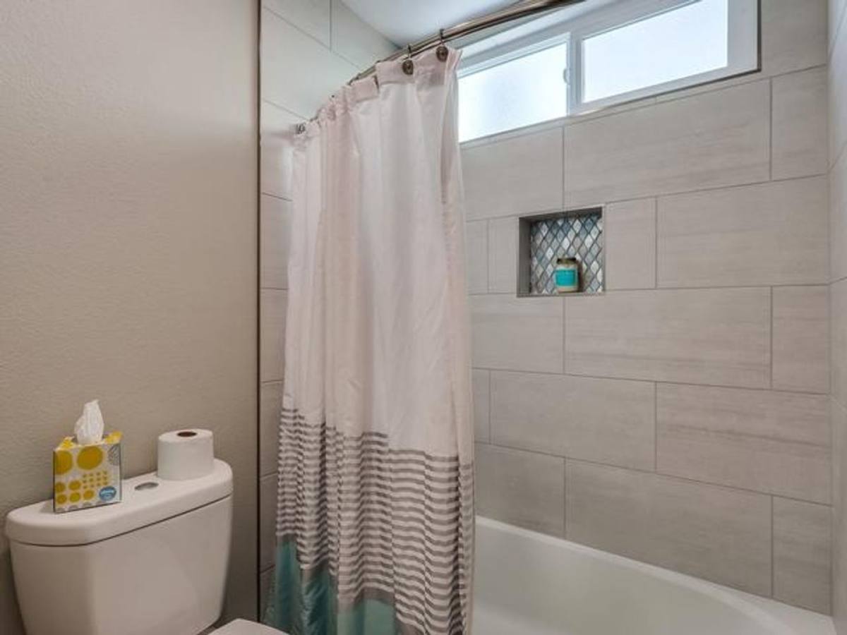 Apartment for rent at 4044 32nd St, San Diego, CA 92104