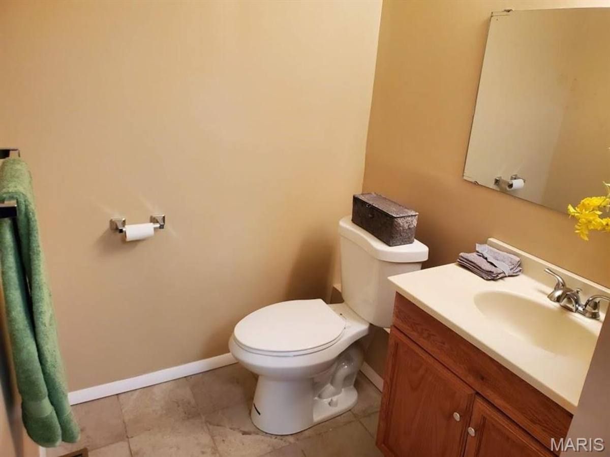 Apartment for rent at 2761-2765 Gravois Ave, Saint Louis, MO 63118