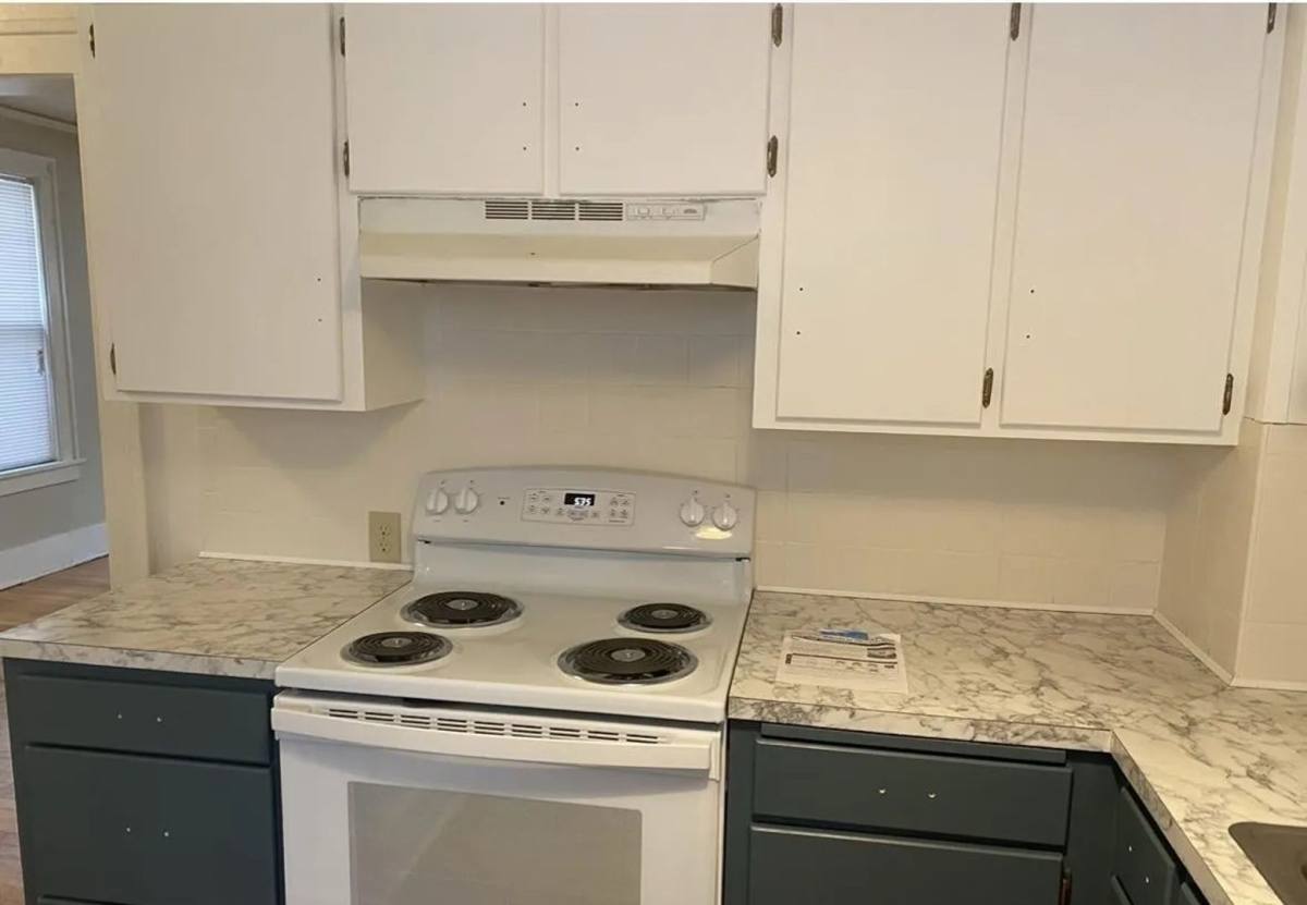 Apartment for rent at 4918-4920 California St, Omaha, NE 68132