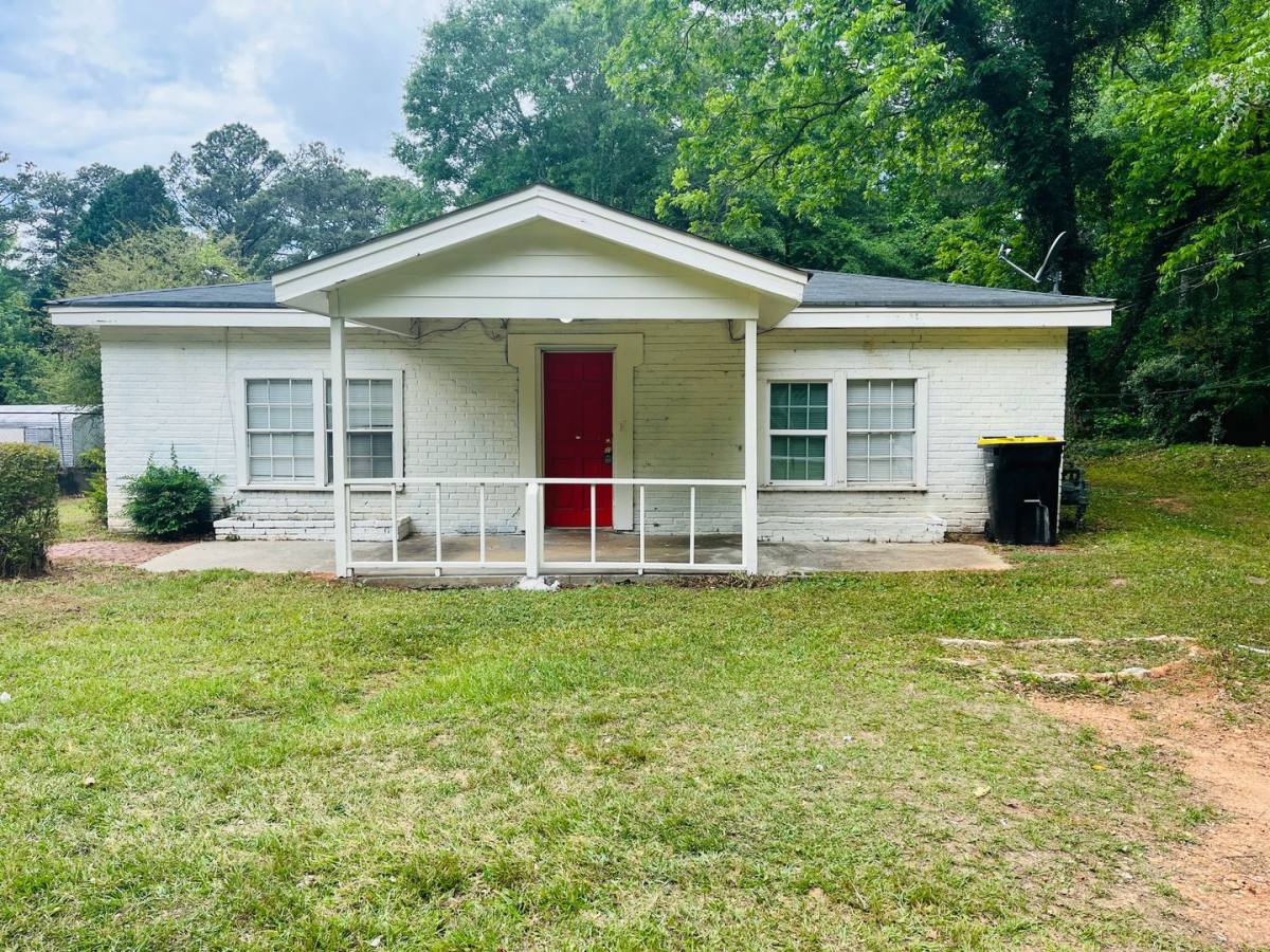 Apartment for rent at 59 Belk Rd, Newnan, GA 30263