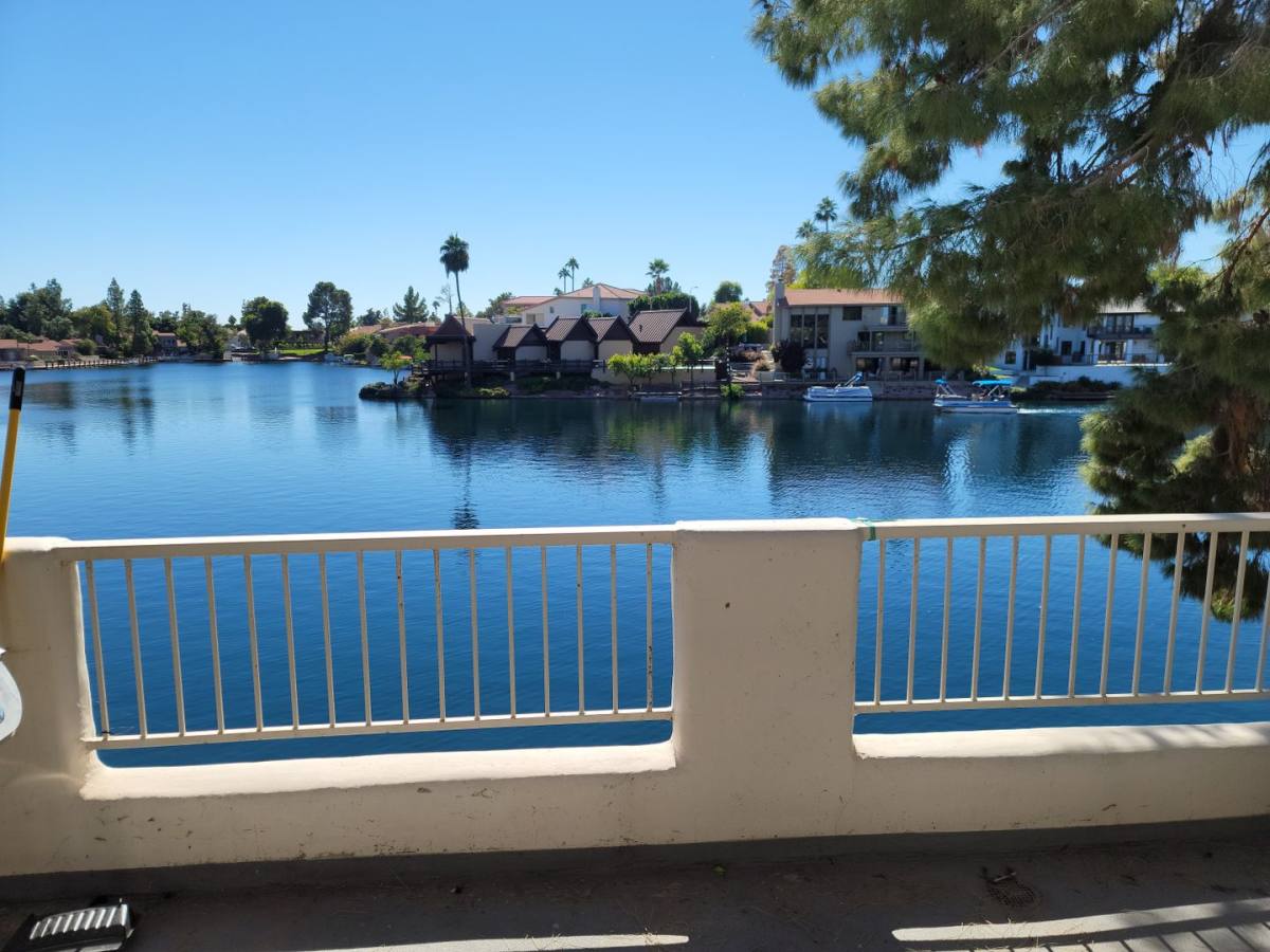House for rent at 5200 S Lakeshore Dr, Tempe, AZ 85283