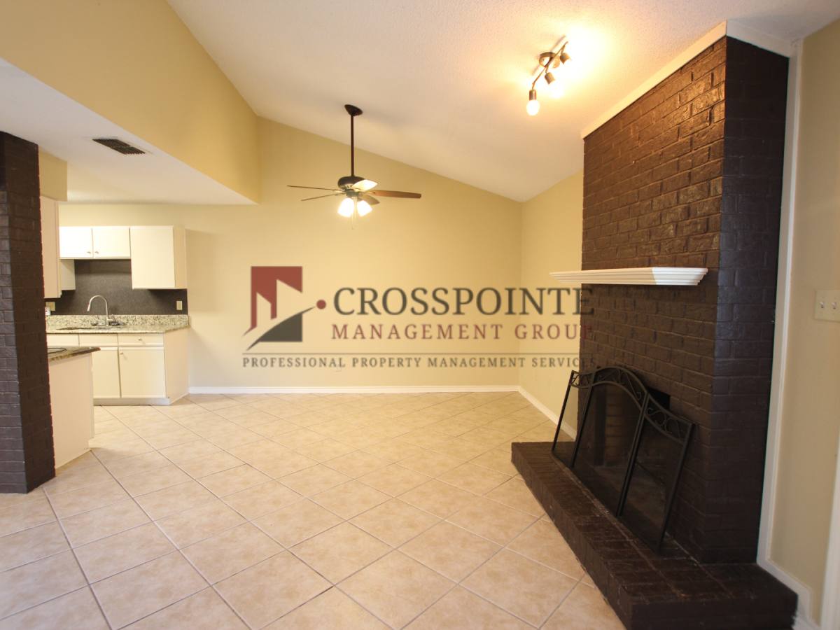 Townhouse for rent at 5875 Creek Side Circle, Tyler, TX 75703