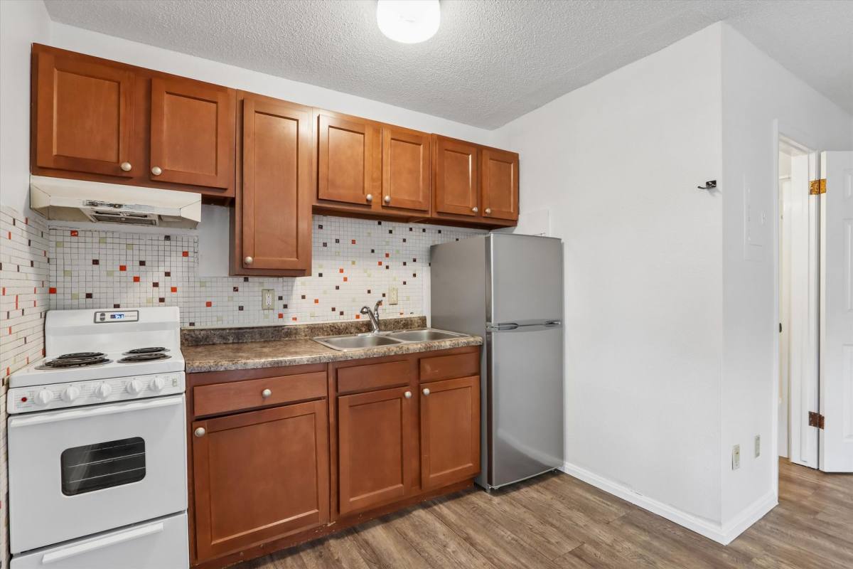 Apartment for rent at 516 Church St, Iowa City, IA 52245