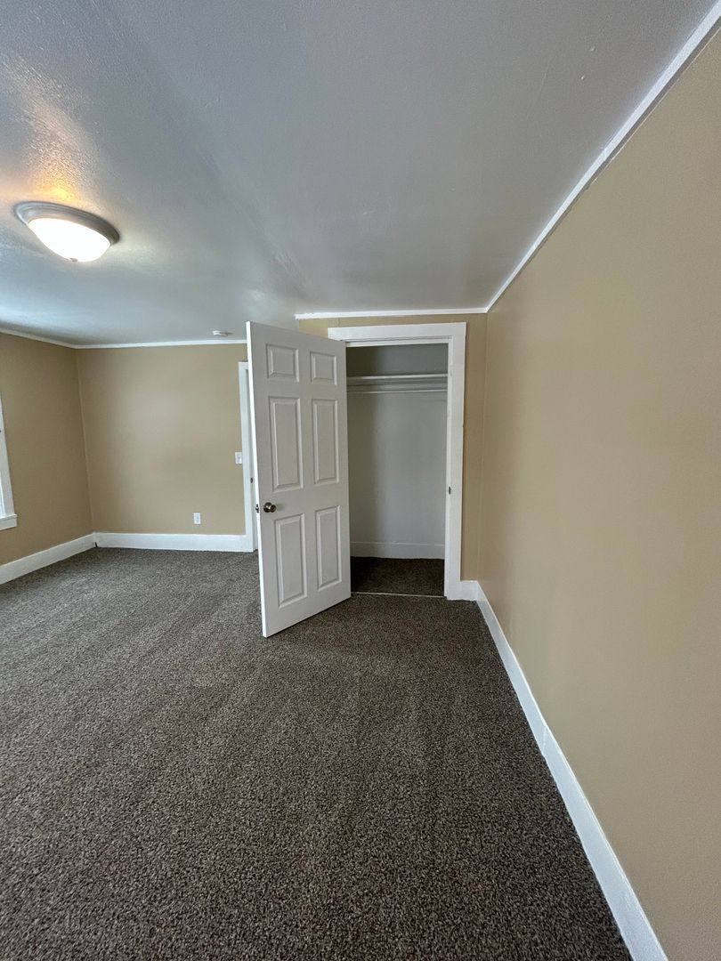 Apartment for rent at 401 Hannibal St, Fulton, NY 13069