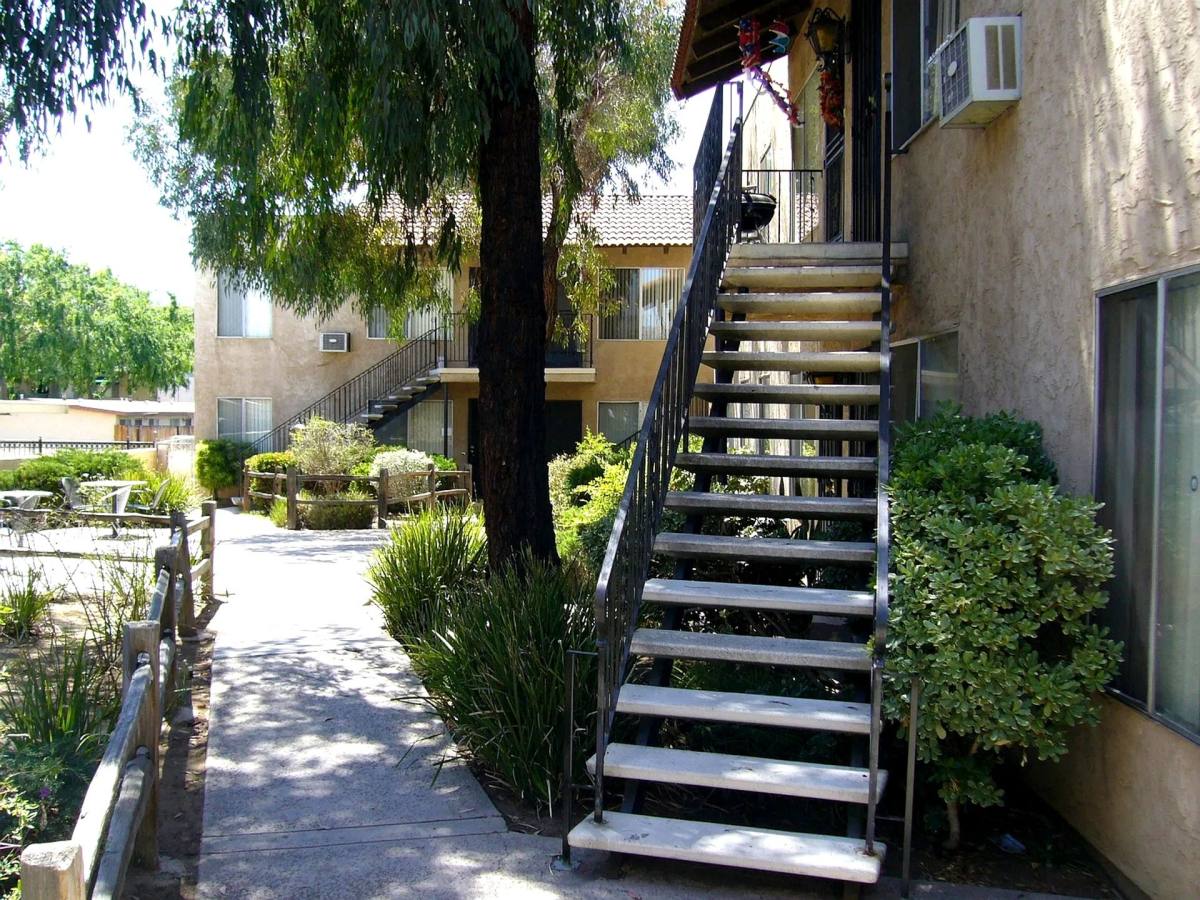 Apartment for rent at 206 Roanoke Rd, El Cajon, CA 92020