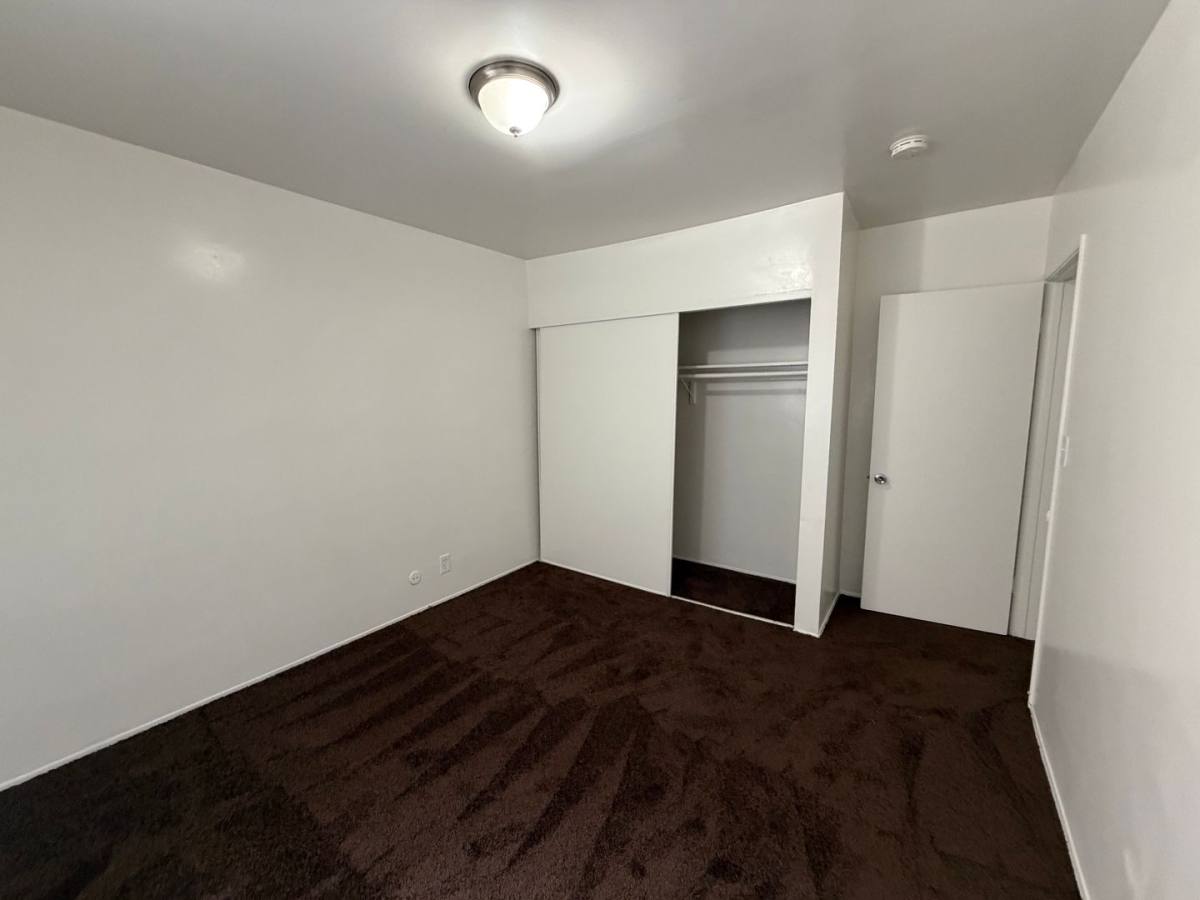 Apartment for rent at 14040 Orizaba Ave, Paramount, CA 90723