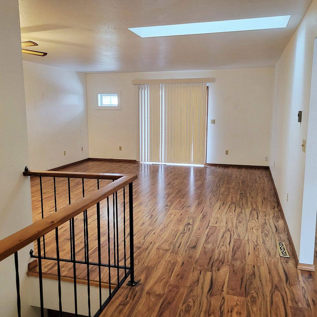 House for rent at 1013 Wiloma Dr, Billings, MT 59105