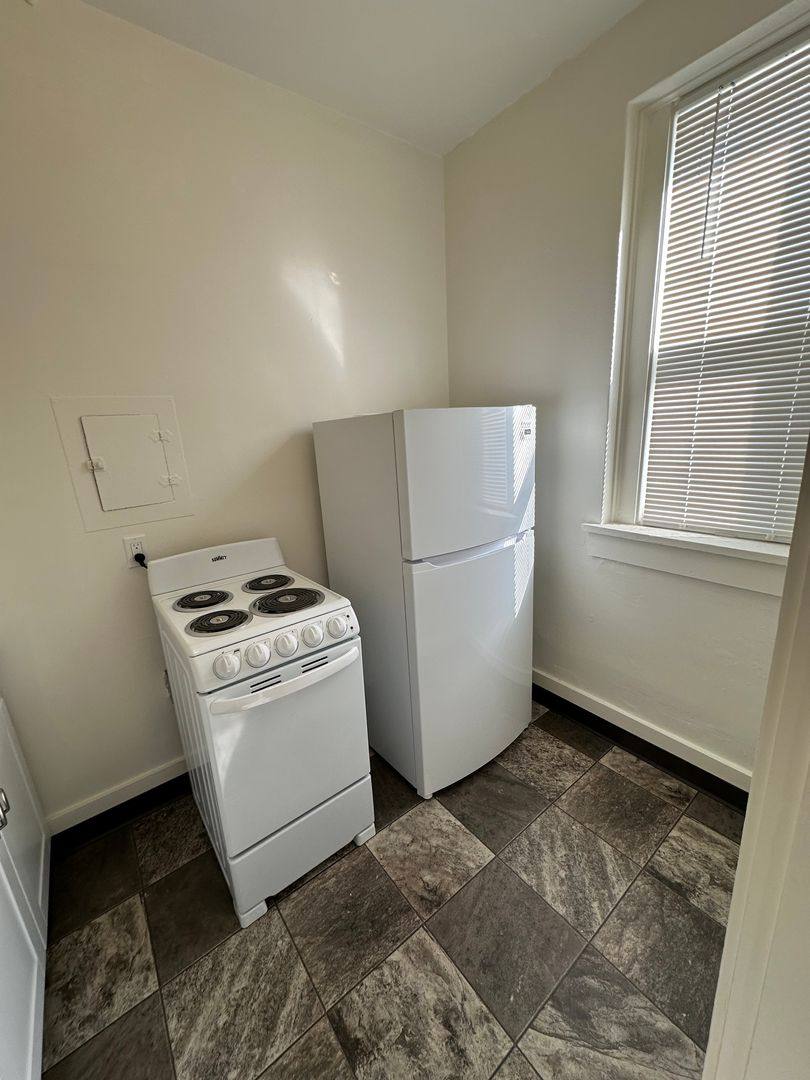 Apartment for rent at 116 3rd Ave N, Great Falls, MT 59401
