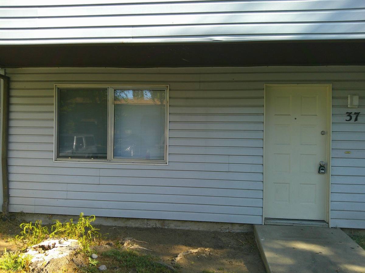Apartment for rent at 636 Northwood Dr, Medford, OR 97504