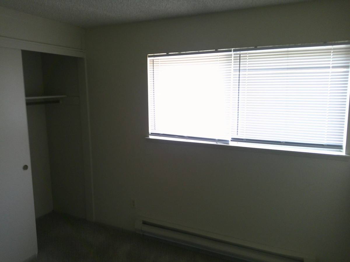 Apartment for rent at 636 Northwood Dr, Medford, OR 97504