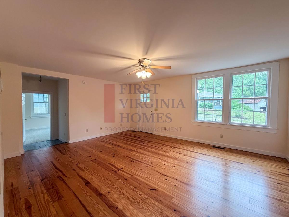 House for rent at 730 Canal St, Scottsville, VA 24590