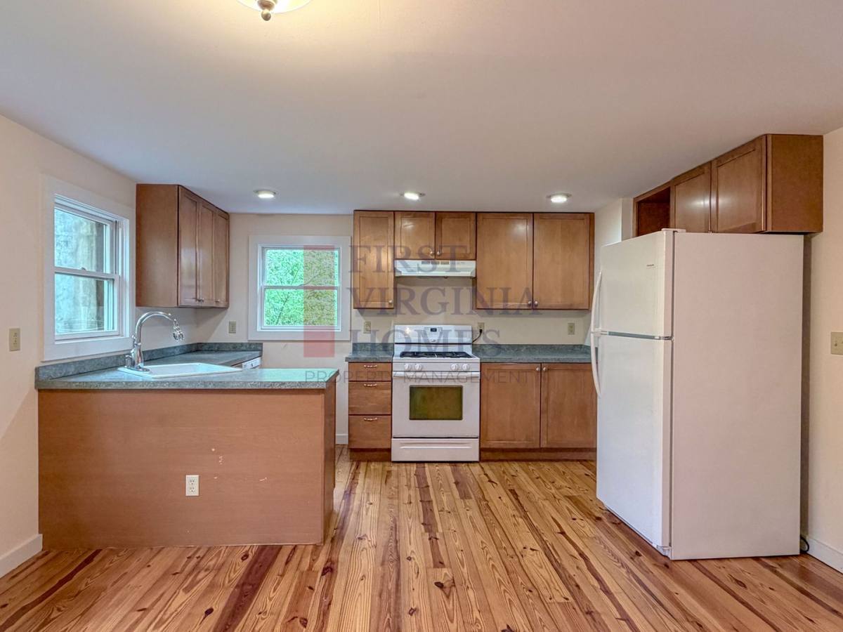 House for rent at 730 Canal St, Scottsville, VA 24590