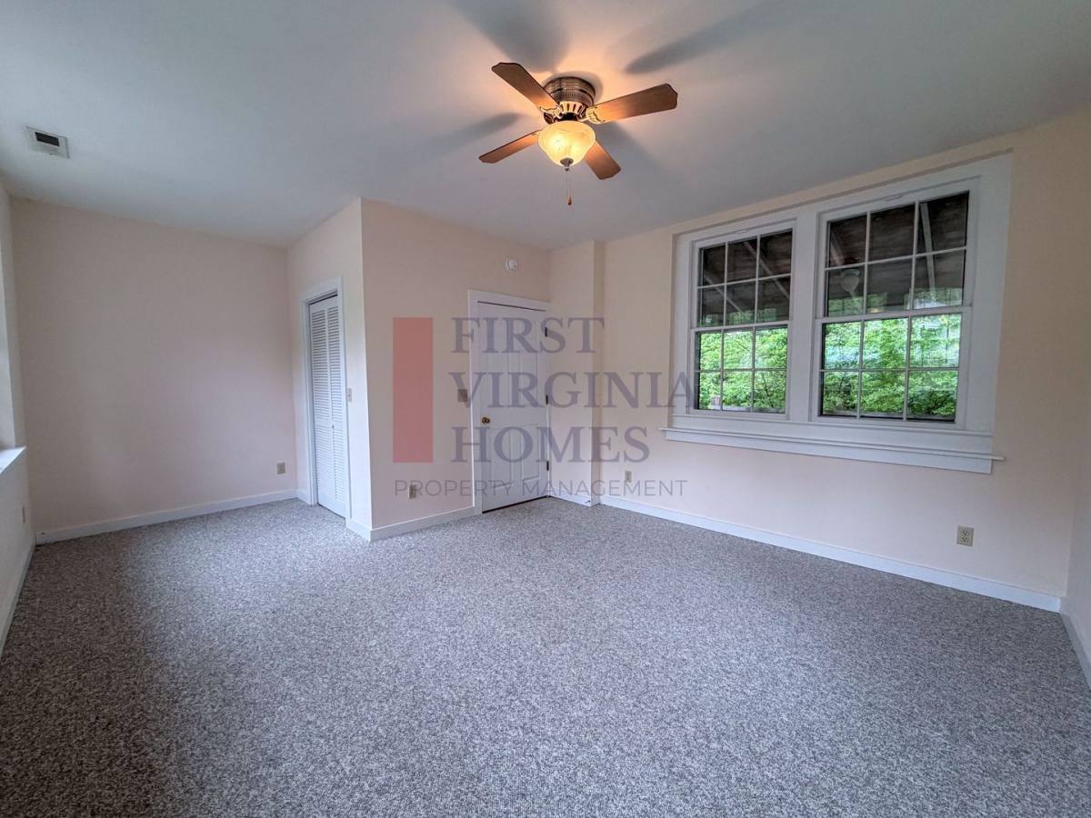 House for rent at 730 Canal St, Scottsville, VA 24590