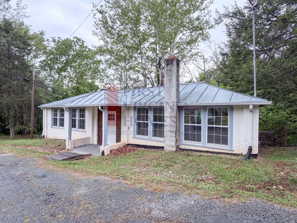 House for rent at 730 Canal St, Scottsville, VA 24590