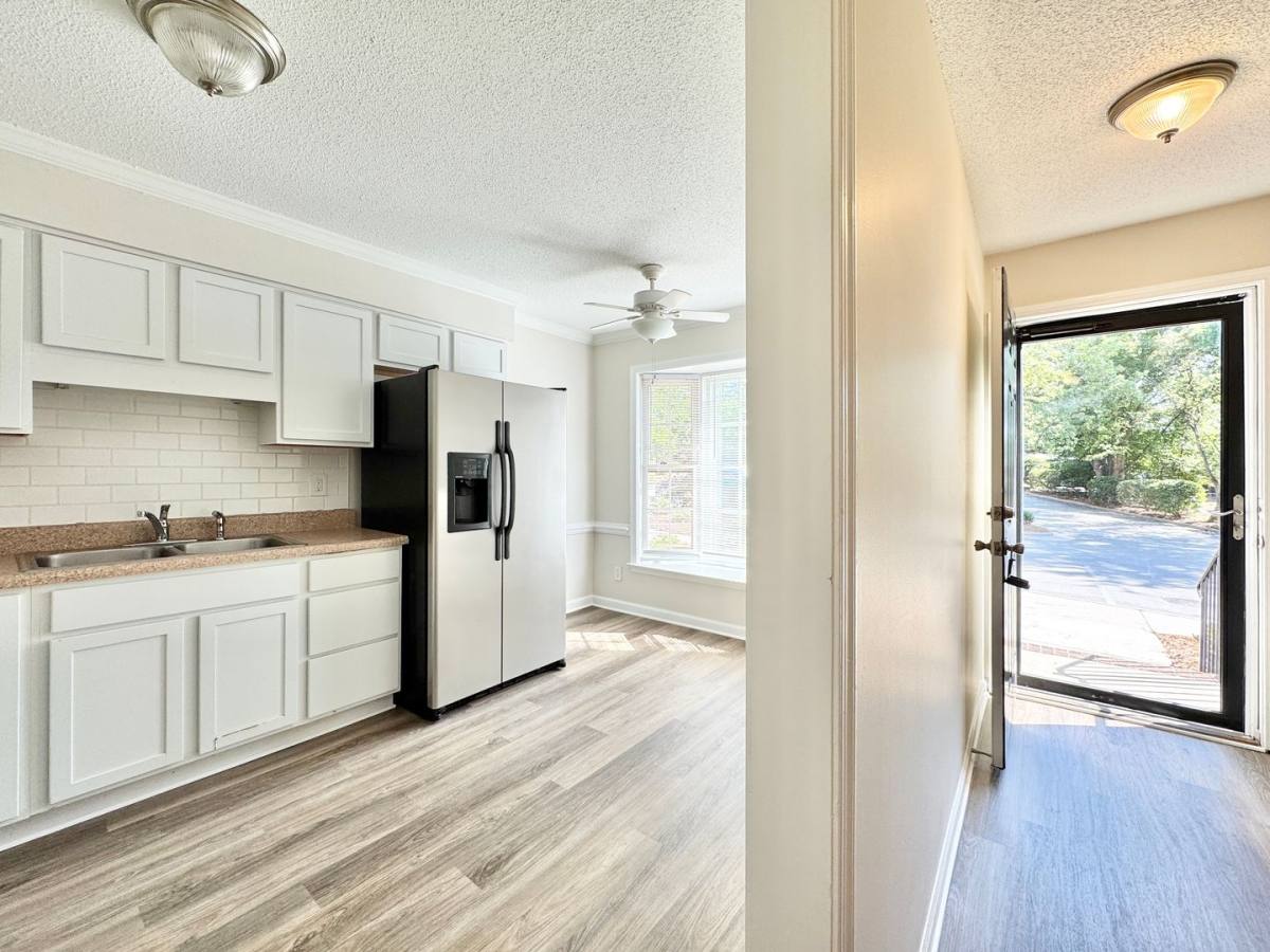 Townhouse for rent at 3716 Greenes Crossing, Greensboro, NC 27410
